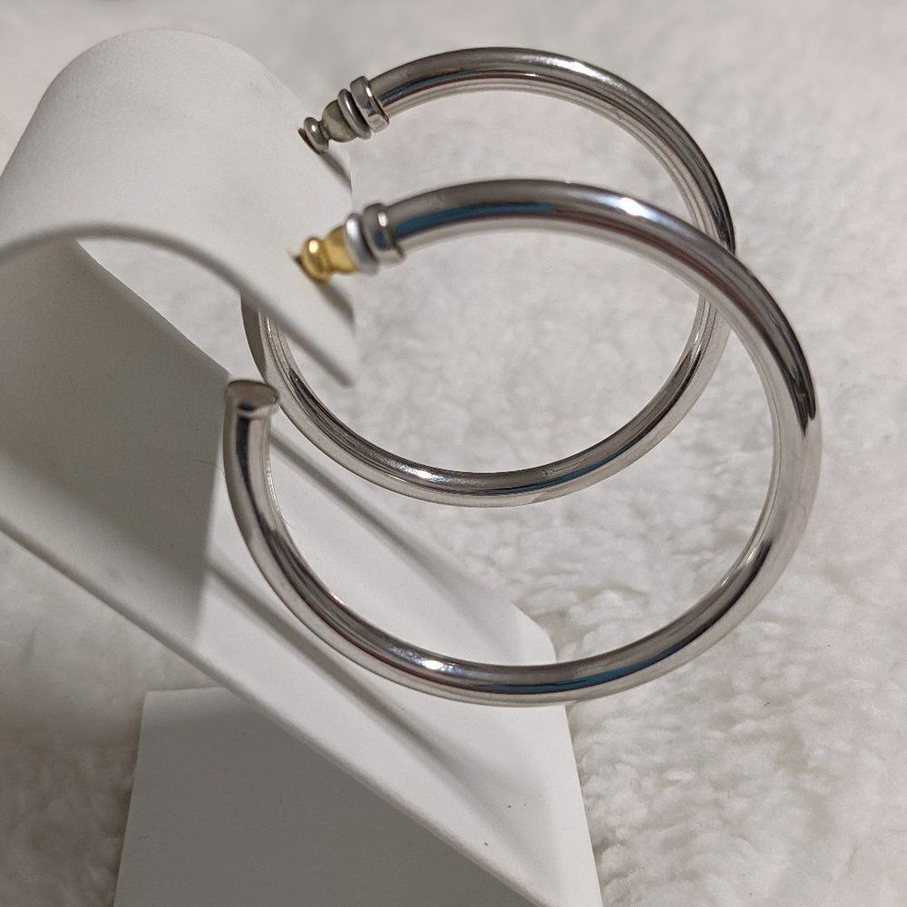 Vintage Bundle Silvertone Hoop & Square Earrings - 2 pair Bundle - Picture 9 of 11